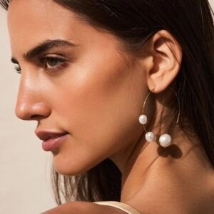 Cult Gaia Natural Irregular Shape Nubia Earring Freshwater Pearl Gold Hoop